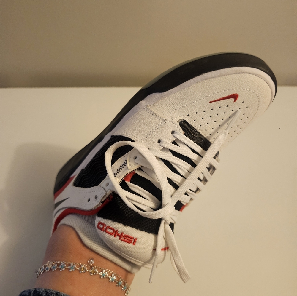 Nike White and Black Athletic Shoes with Red Details